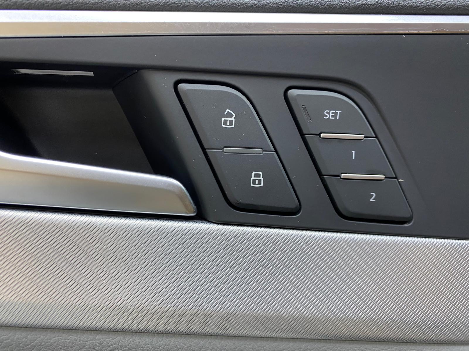 AUDI A4 15
